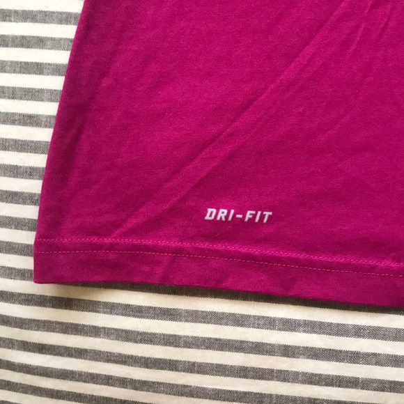 Dri-Fit Nike Shirt - Picture 4 of 4